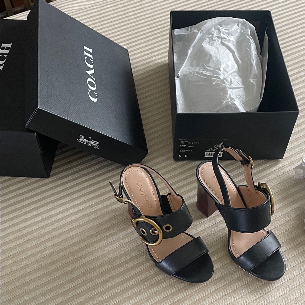 COACH Black Leather Sandal Gold Buckle Robin